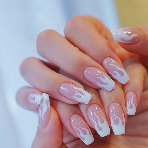 24 Peças de Unhas Postiças Encantadoras